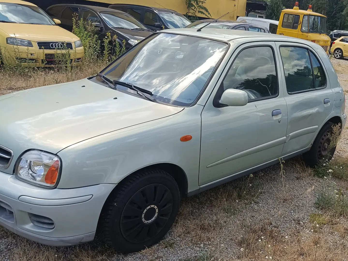 Nissan Micra 1.0 Comfort Argent - 2
