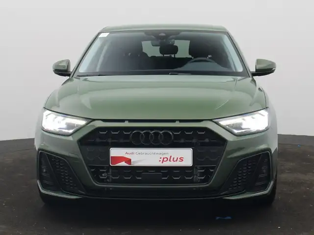 Audi A1 view 3