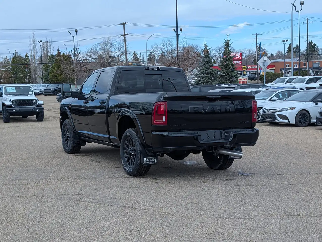 RAM 3500 снимка RAM 3500