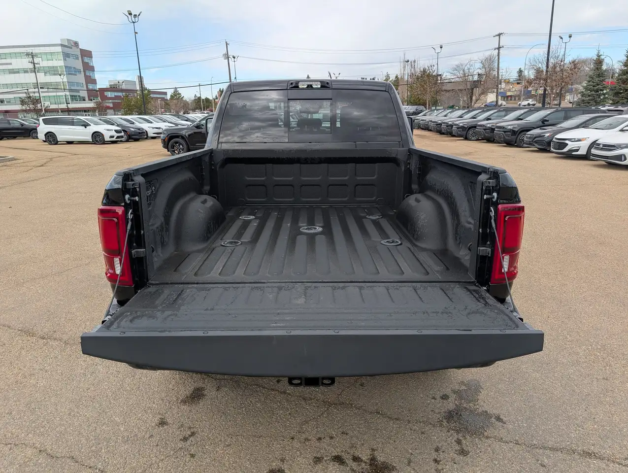 RAM 3500 снимка RAM 3500