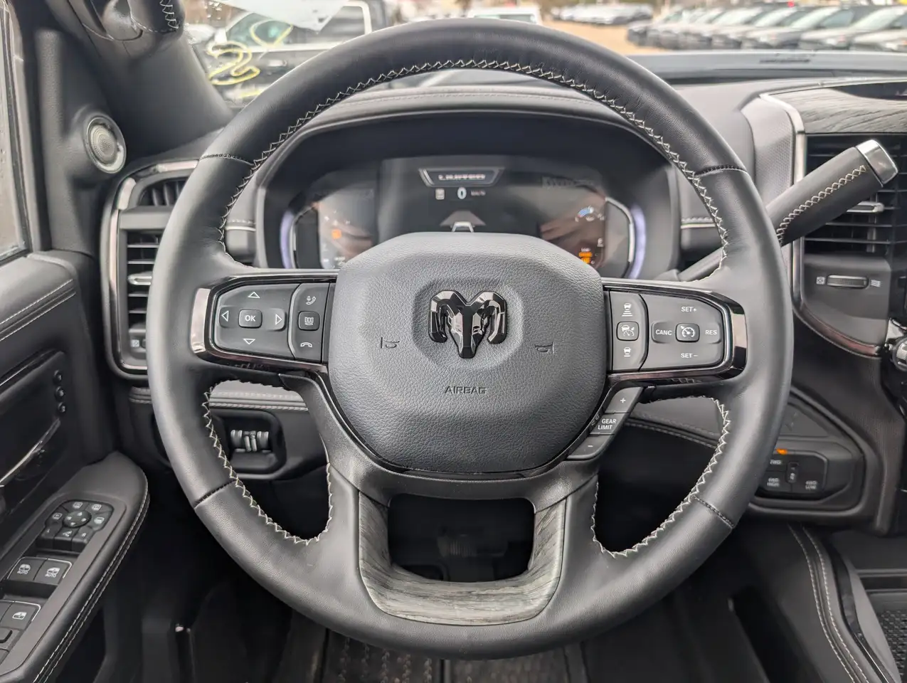 RAM 3500 снимка RAM 3500