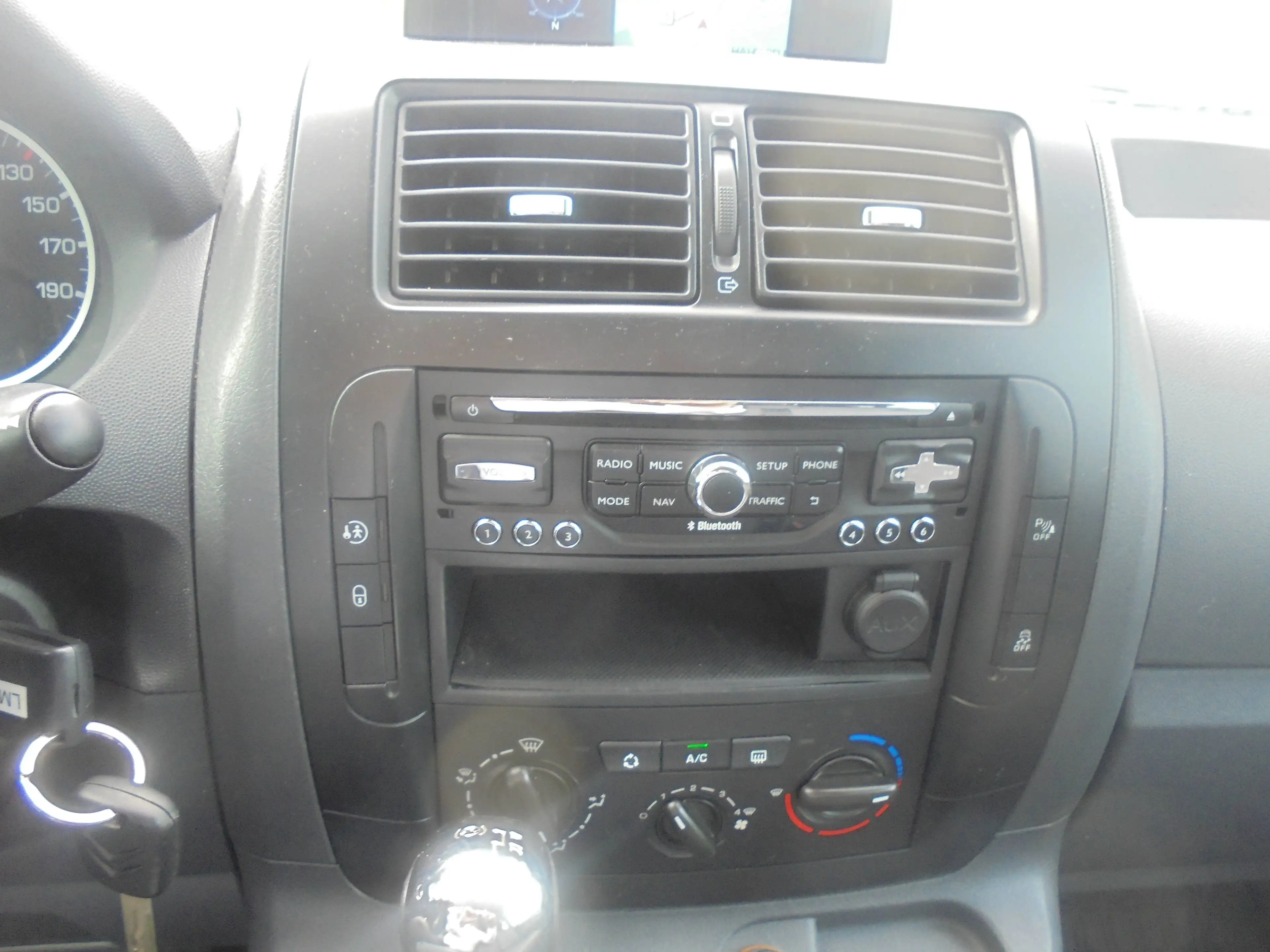 Citroen Jumpy HDi 165 FAP L2 Multispace Tendance (9 Sitze) — photo 11
