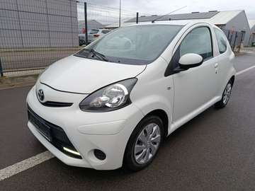 Aygo 1.0i Active prêt à immatriculer