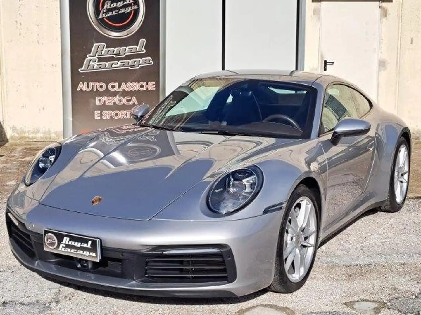 Porsche 992 CARRERA 2 COUPE’ PDK Gris - 1