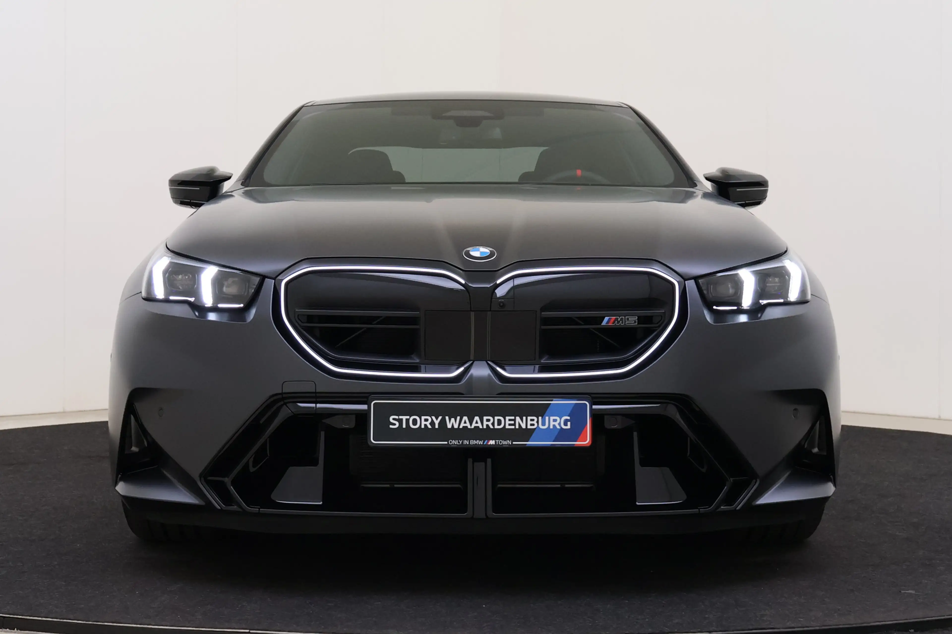 BMW M5 5 Serie Automaat / M Drive Professional / Panorama — photo 4