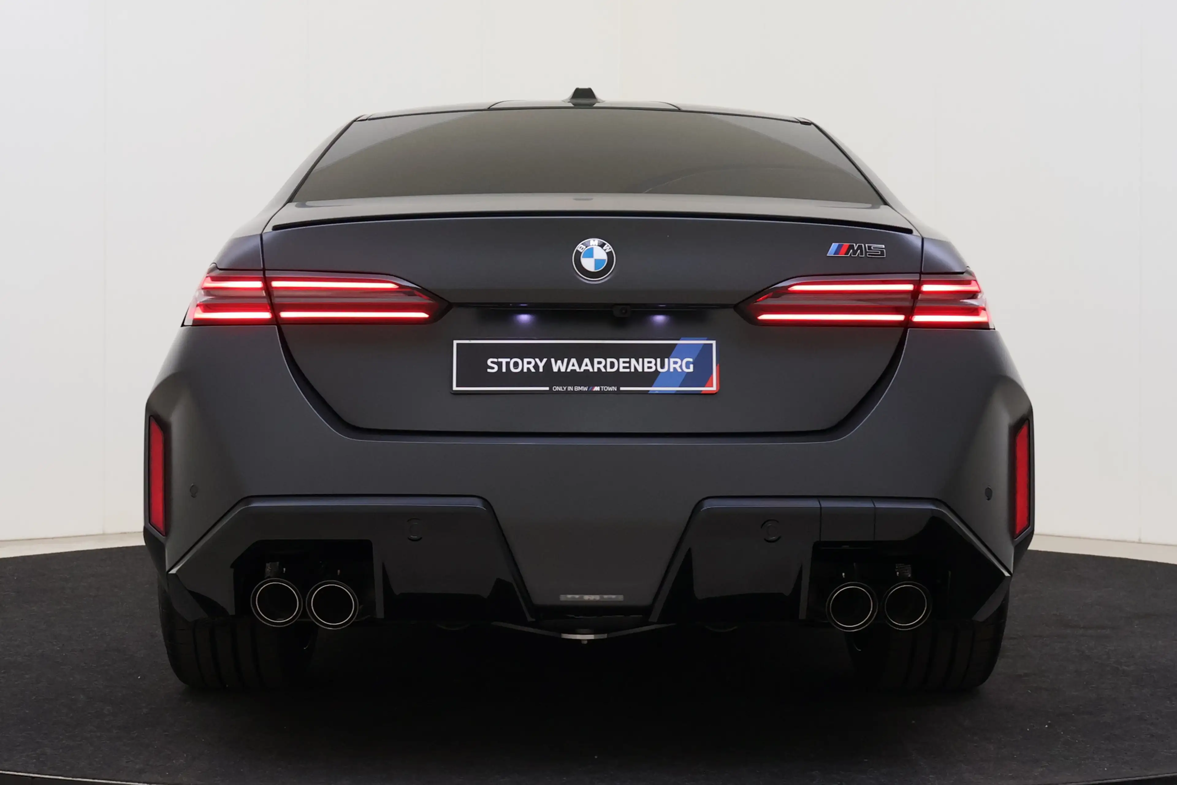 BMW M5 5 Serie Automaat / M Drive Professional / Panorama — photo 5