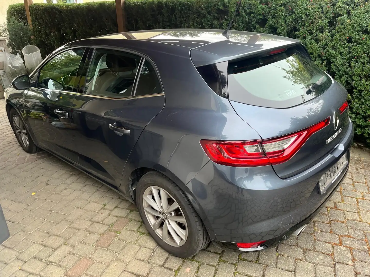 Renault Megane Mégane Intens Energy dCi 110 Intens Grau - 2