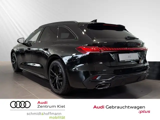 Audi A5 view 4
