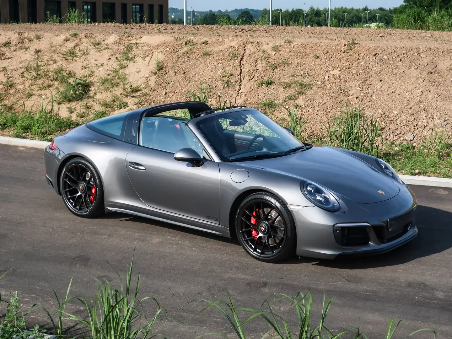 Porsche 911 991.2 Targa 4 GTS - First owner - Just serviced Gris - 1
