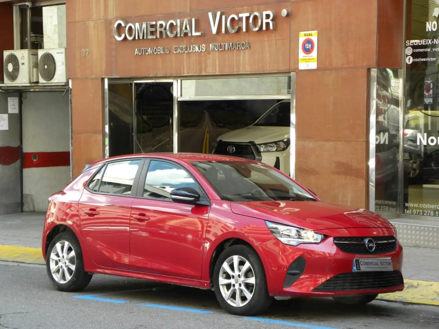 Opel Corsa 1.2T XHL S/S Edition 100 Burdeos - 1