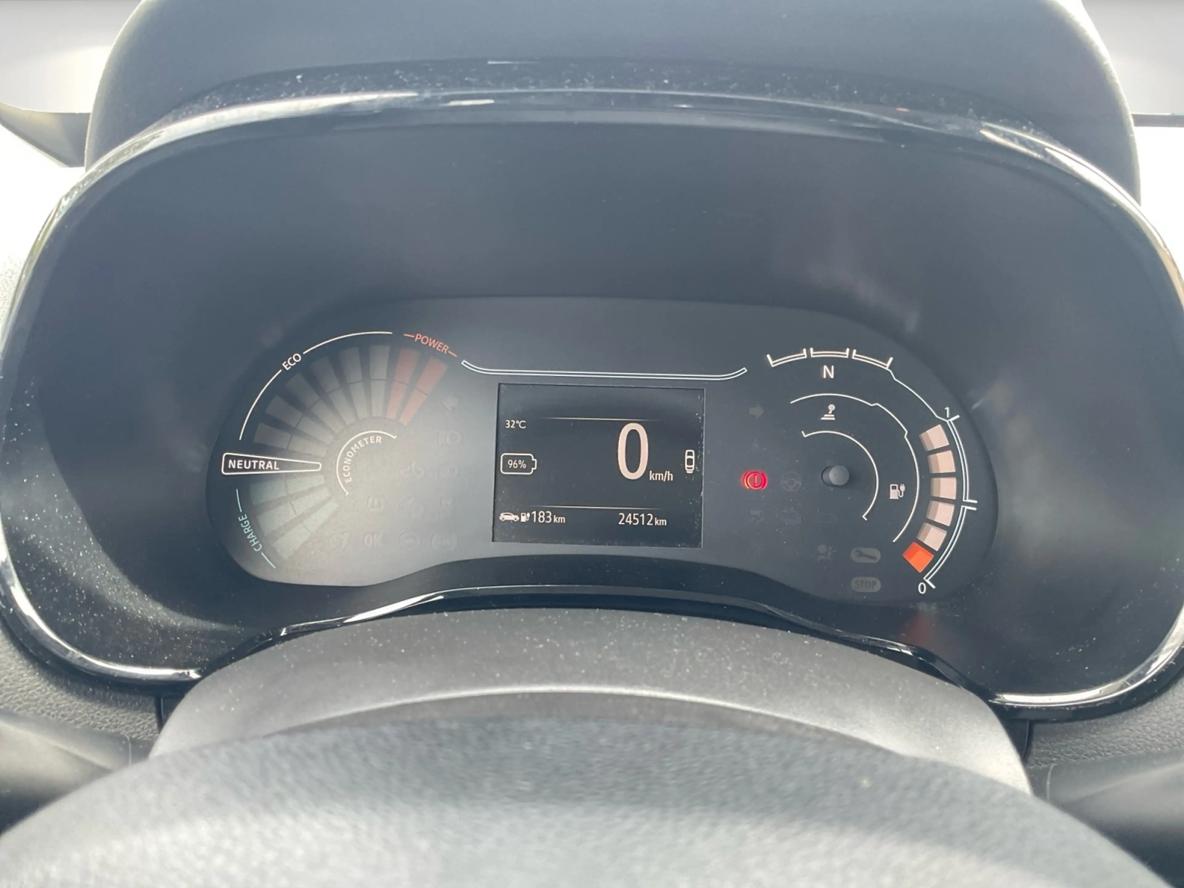 Dacia Spring Essential — photo 12