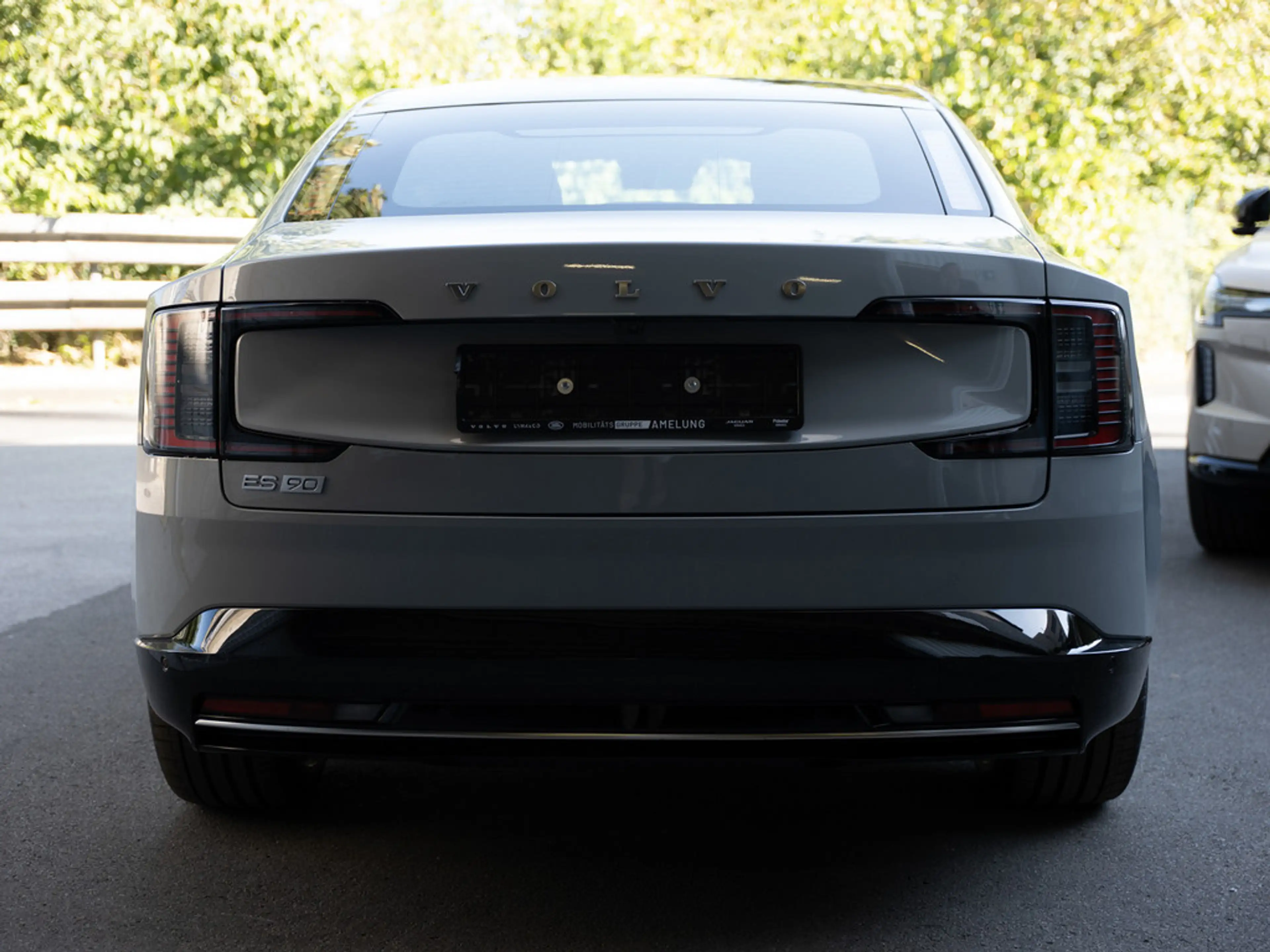 Volvo ES90 Single Motor Extended Range Plus 360° — photo 6