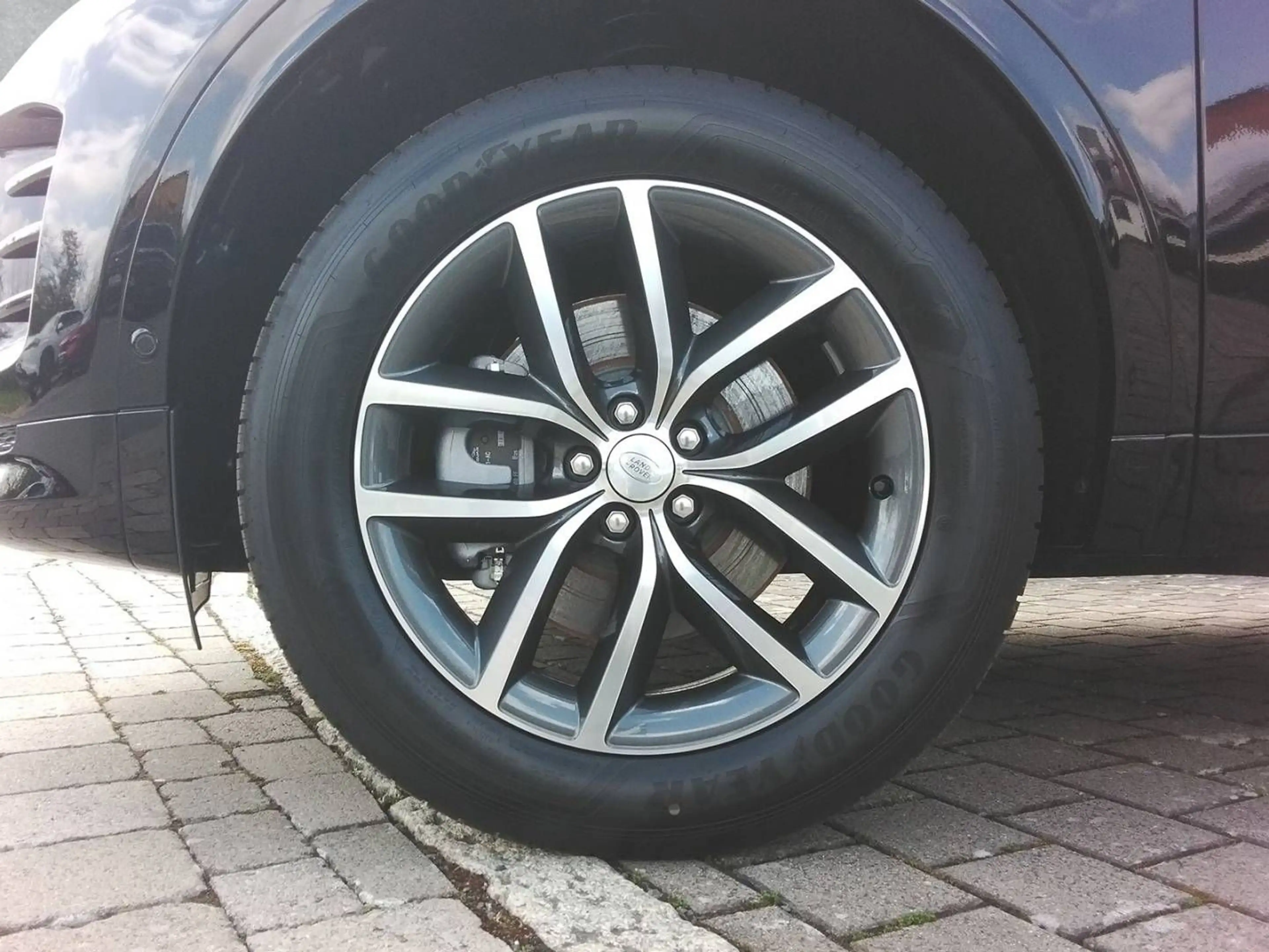 Land Rover Discovery Sport D200 Landmark — photo 9