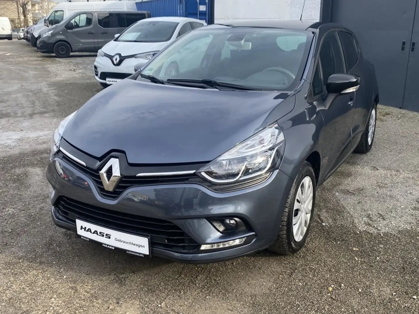 Renault Clio TCe 75 Start & Stop COLLECTION Grau - 1