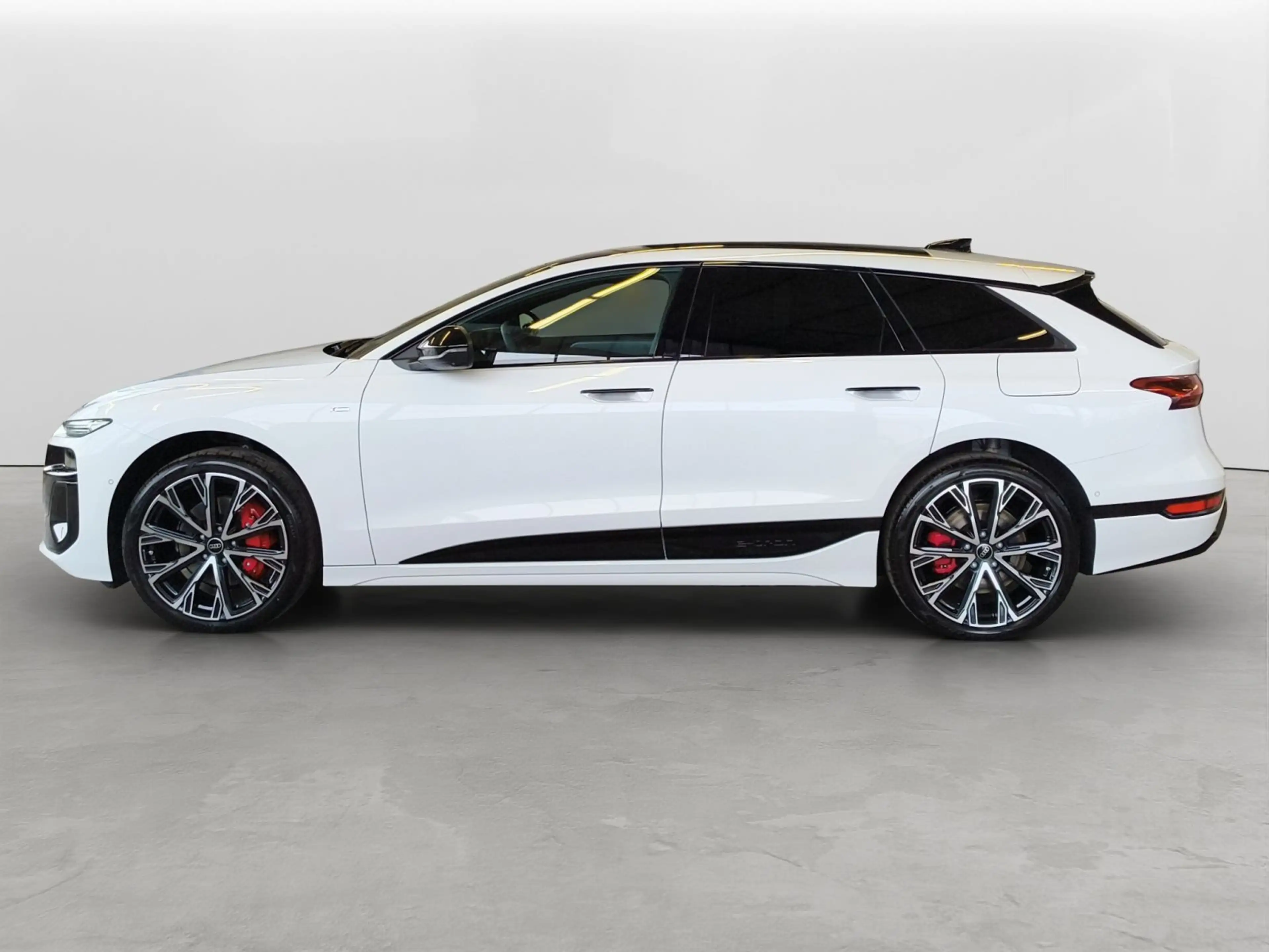 Audi A6 S line business e-tron performance TECH — photo 3