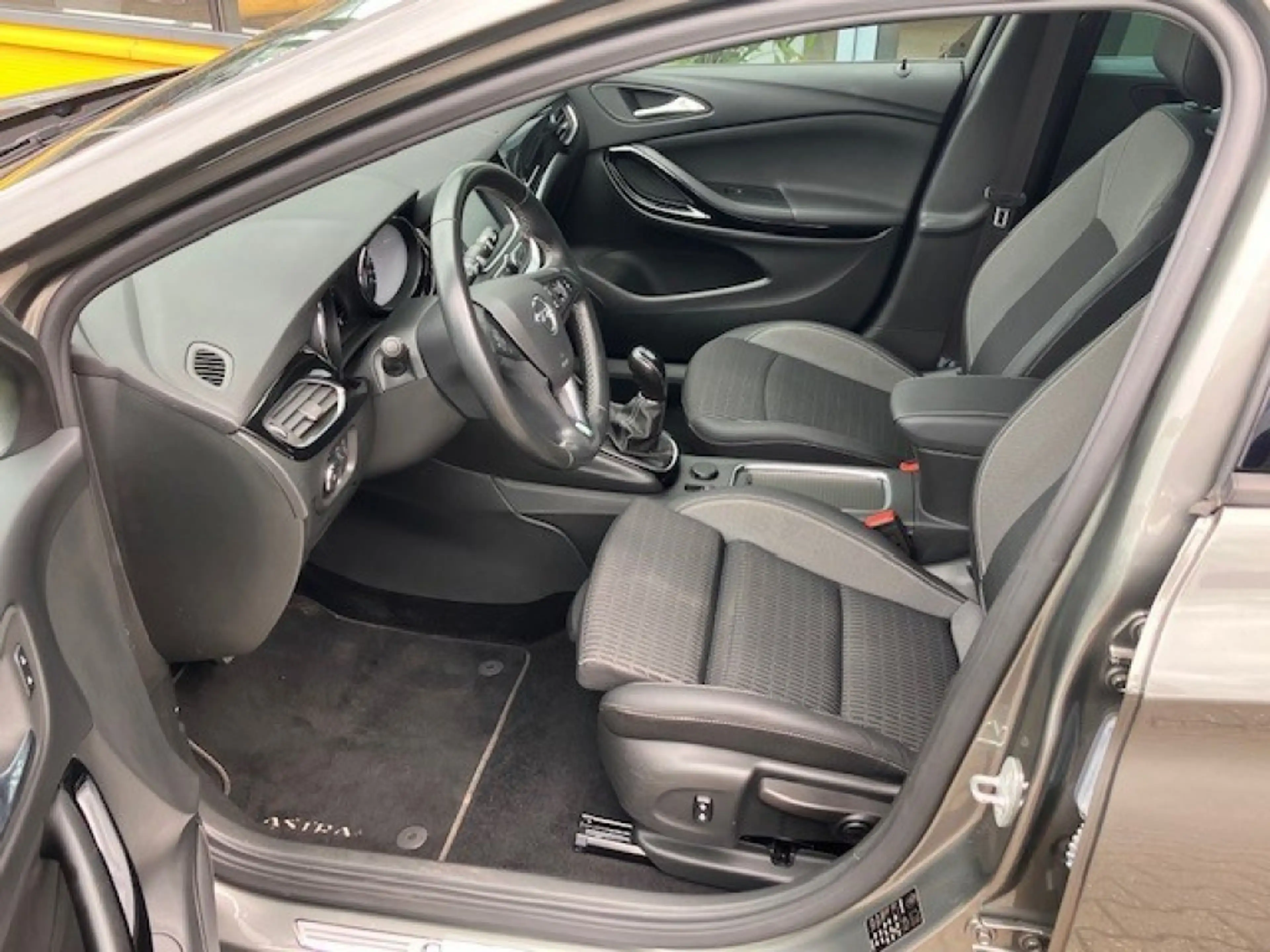 Renault Captur 1.3 Tce 150 pk Intens - Pan dak - Navi - Apple/And — photo 5