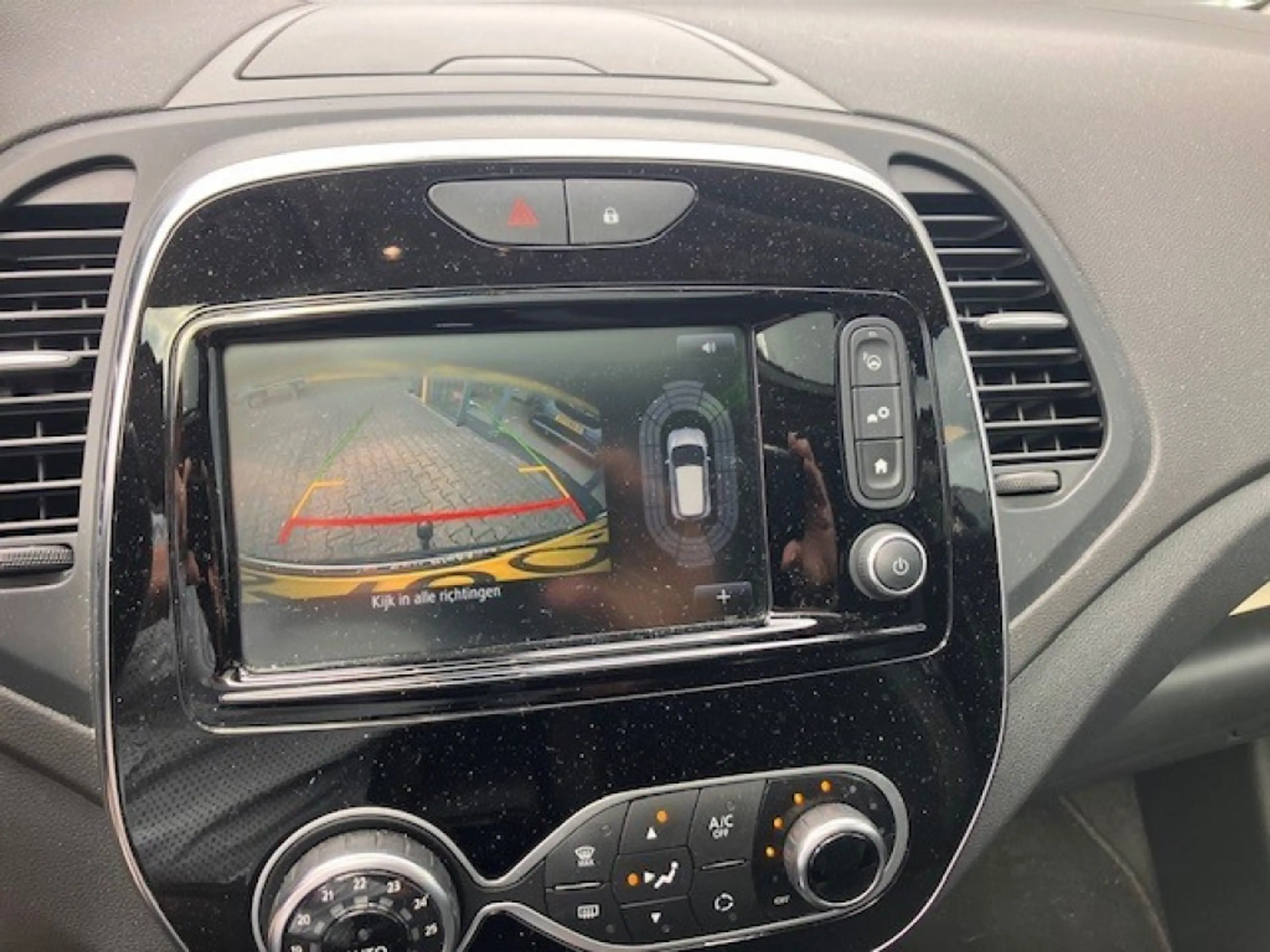 Renault Captur 1.3 Tce 150 pk Intens - Pan dak - Navi - Apple/And — photo 6