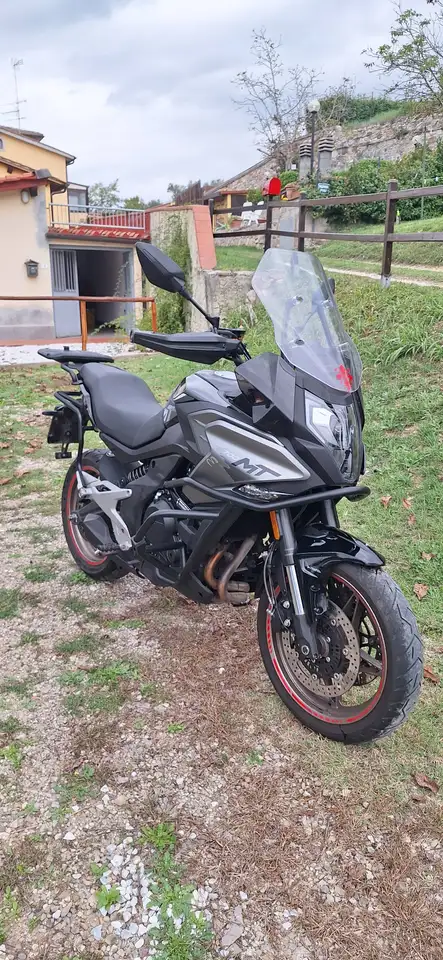 Cfmoto 700 MT
