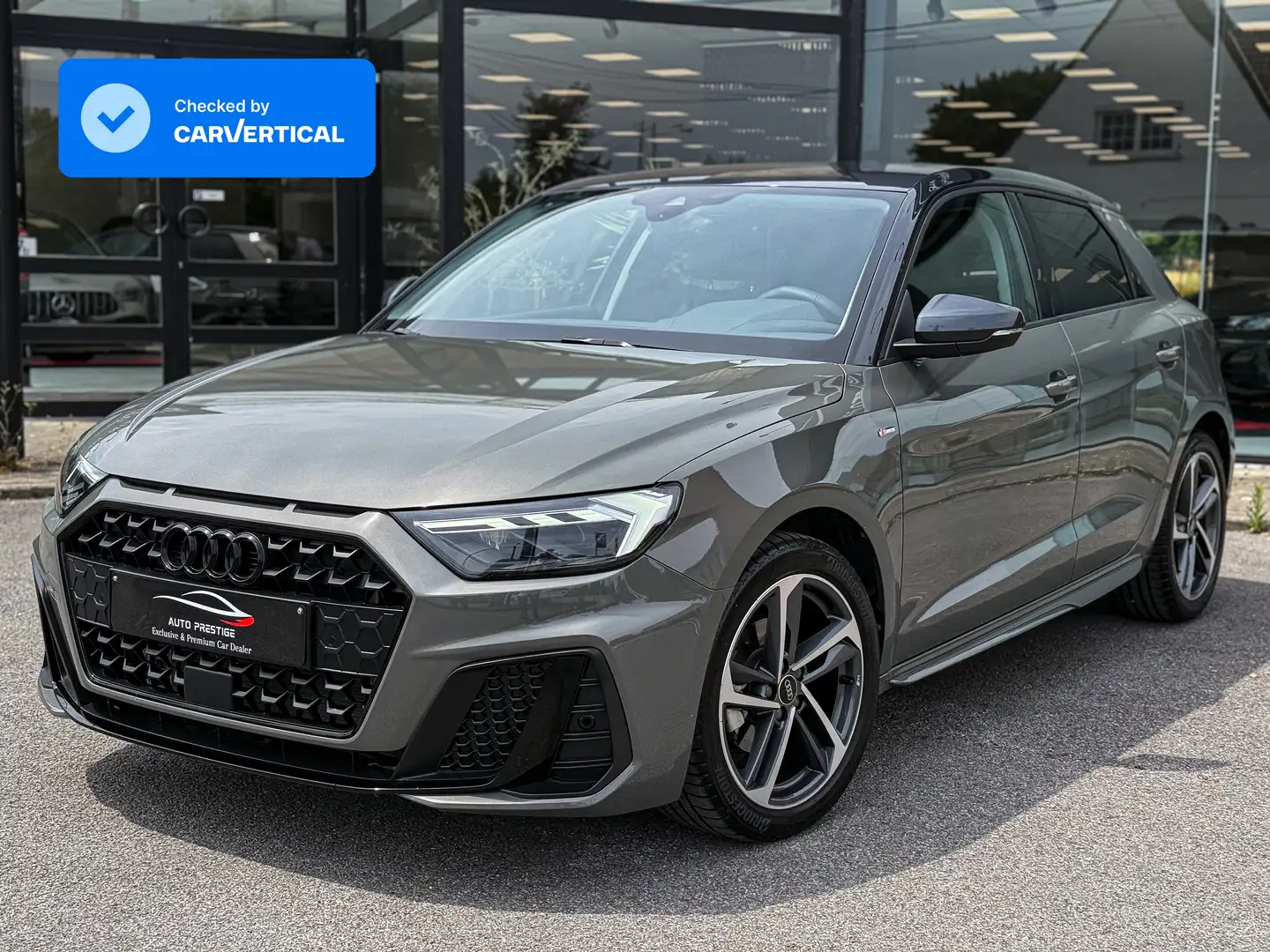 Audi A1 Sportback 30 TFSI S-Line Shadow Edition Gris - 1