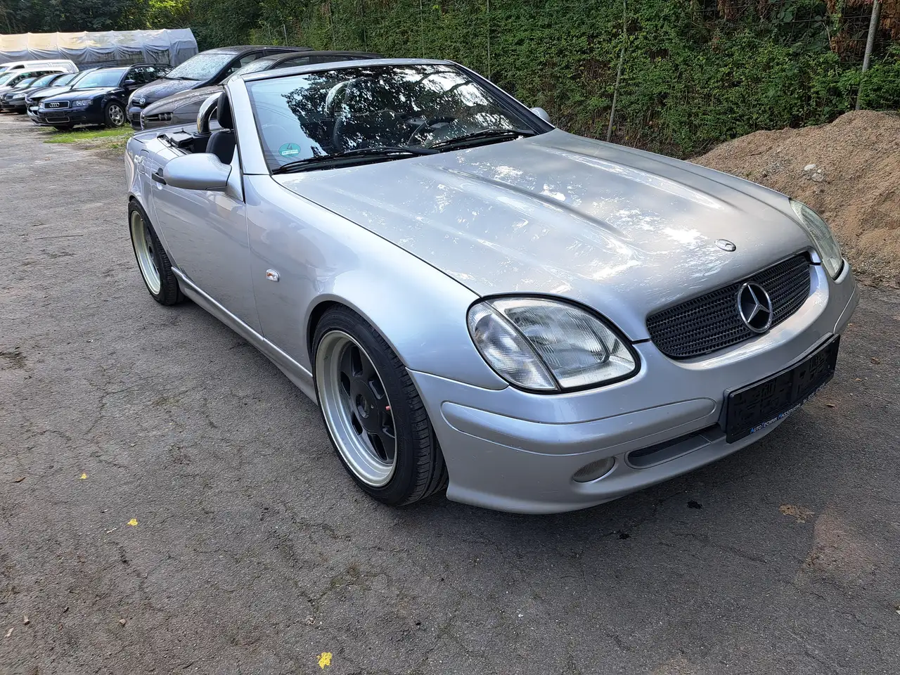 Mercedes-Benz SLK 230
