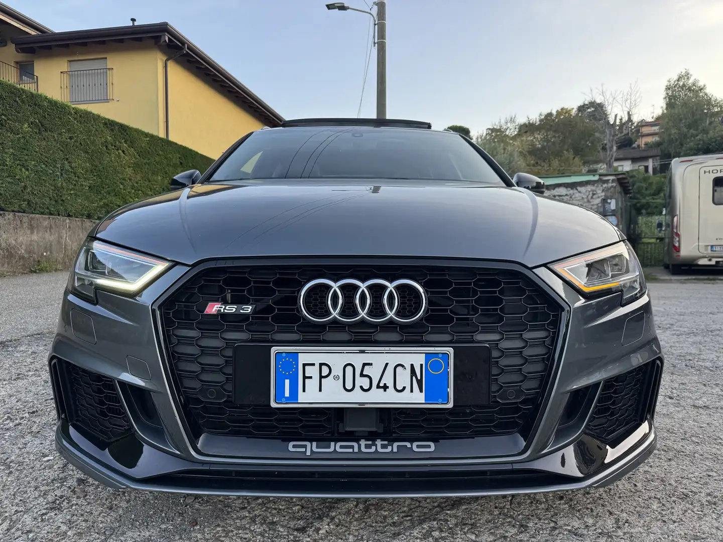 Audi RS3 Sportback 2.5 tfsi quattro s-tronic - 1