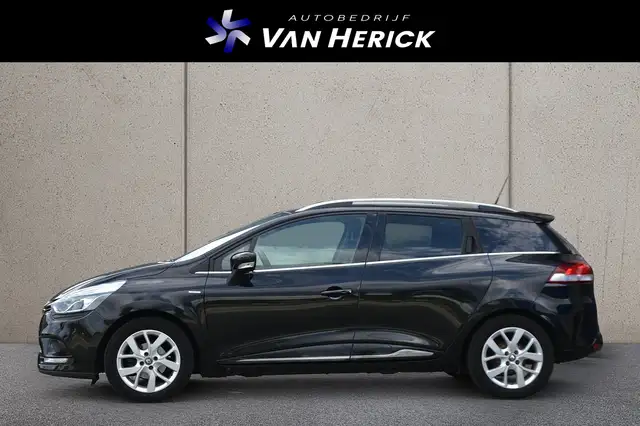 Renault Clio view 2