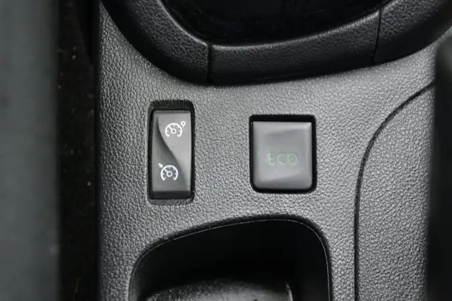 Renault Clio view 20