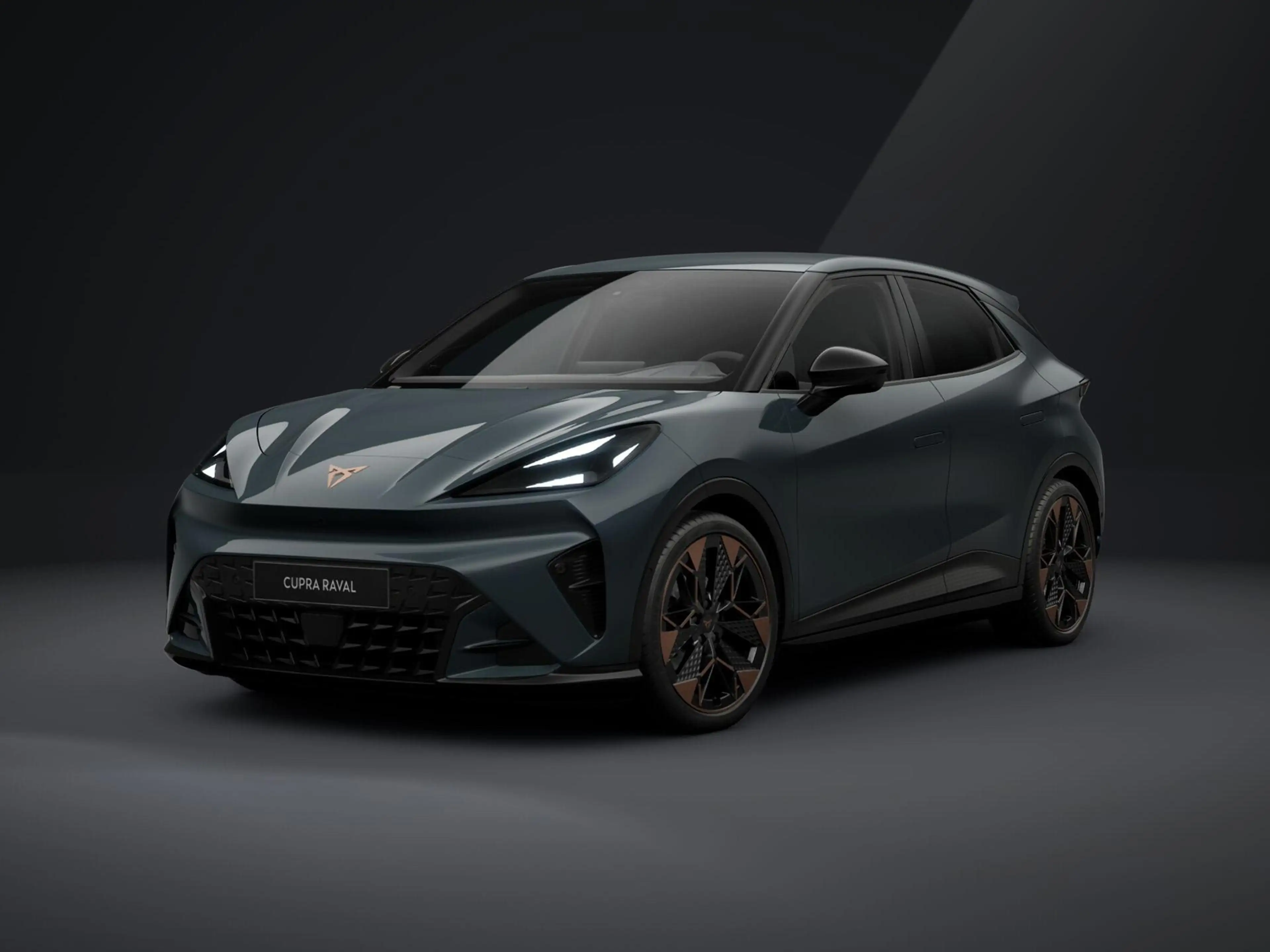 CUPRA Raval Performance 99 kW / 135 PK | 19" | Keyless | Full