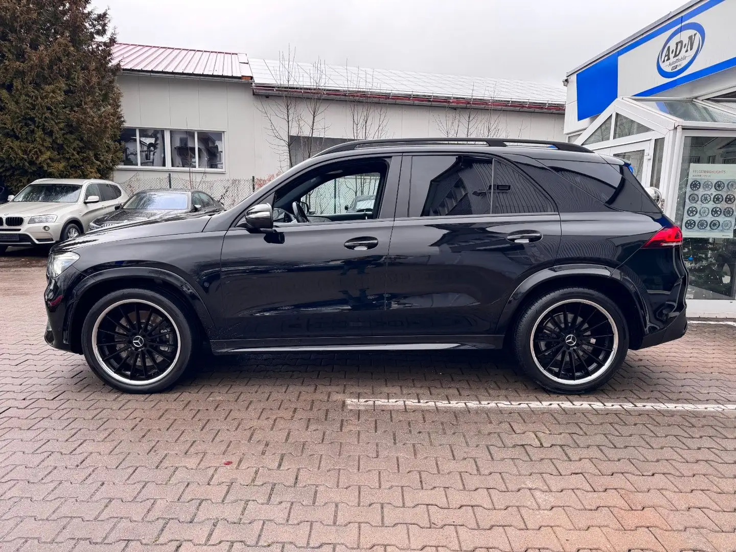 Mercedes-Benz GLE 450 GLE450 4Matic AMG-Line *Innovations+Night-Paket* Noir - 2
