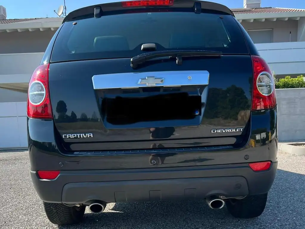 Chevrolet Captiva 2011 из Европы — купить под ключ