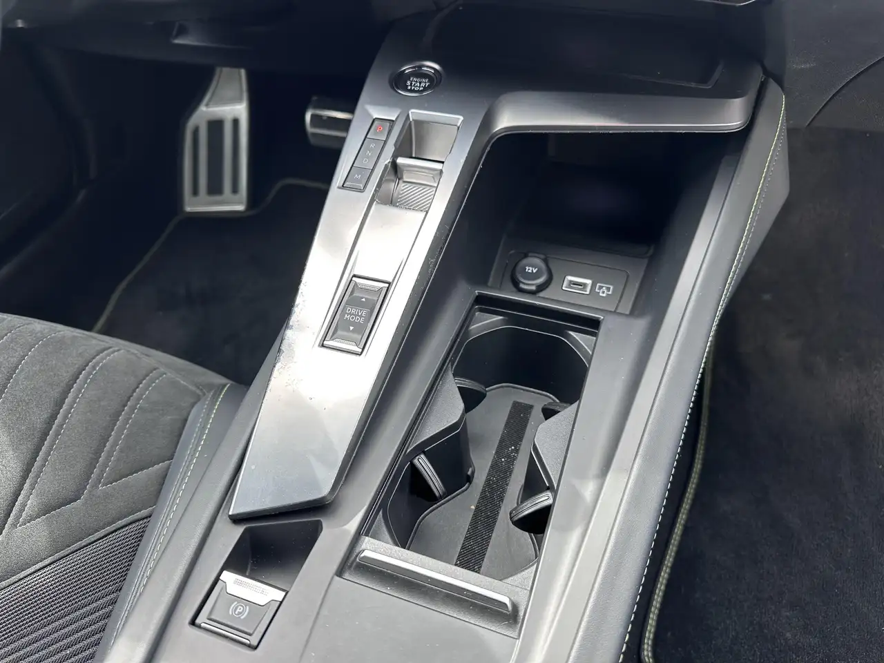 Peugeot 308 GT 1.5 BlueHDi 130 EAT8, миниатюра 16
