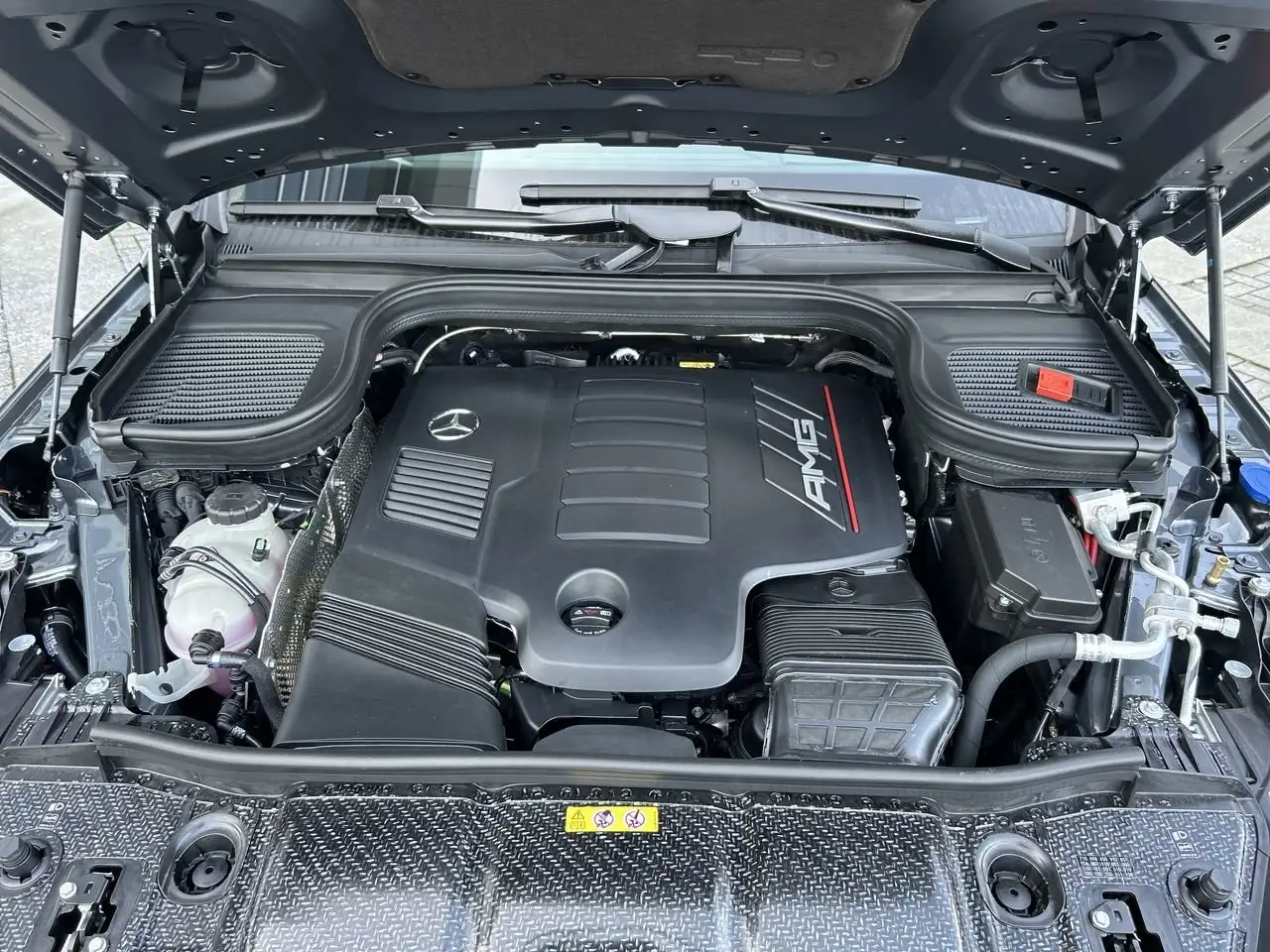Mercedes-Benz GLE снимка Mercedes-Benz GLE