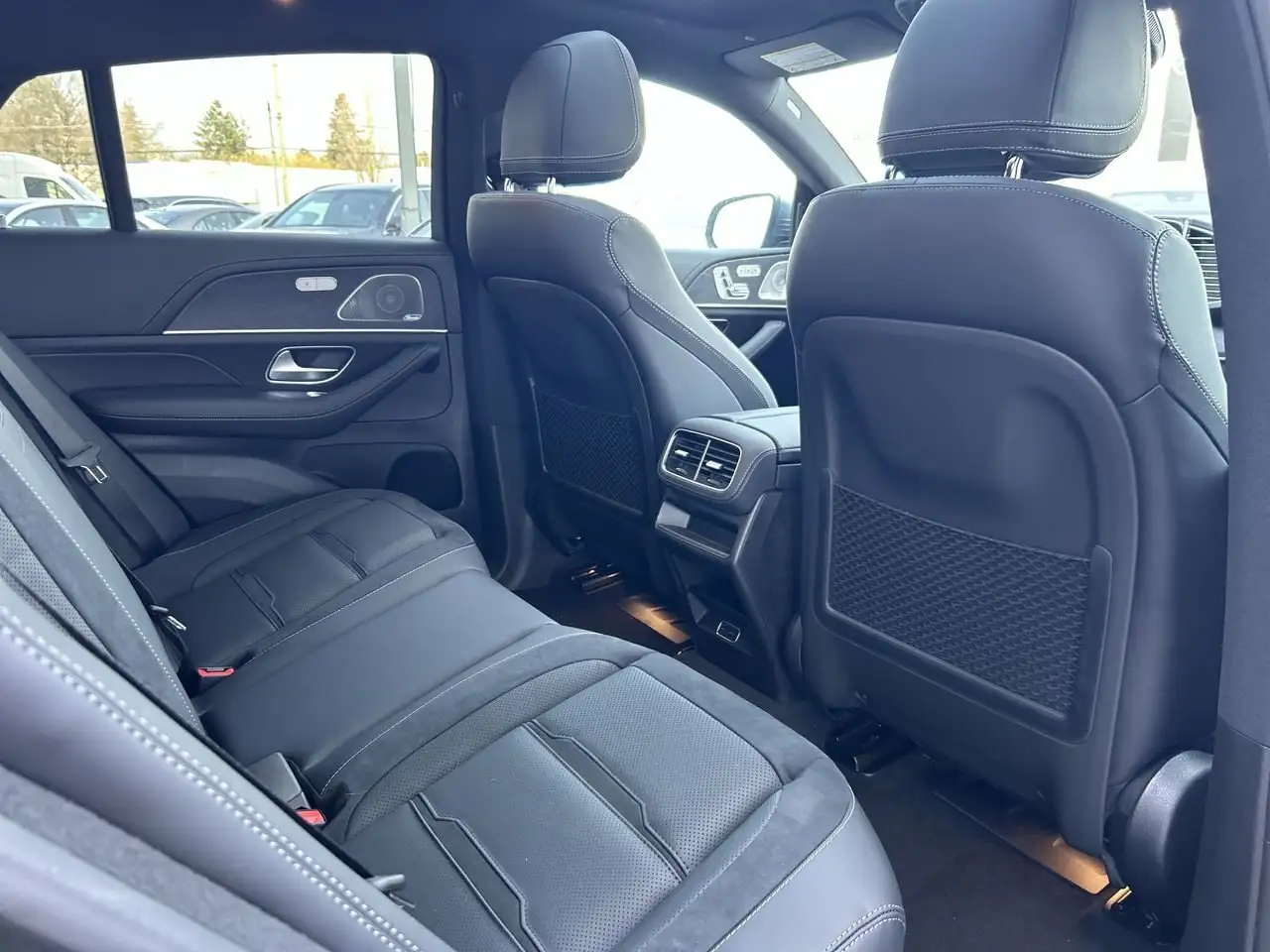 Mercedes-Benz GLE снимка Mercedes-Benz GLE