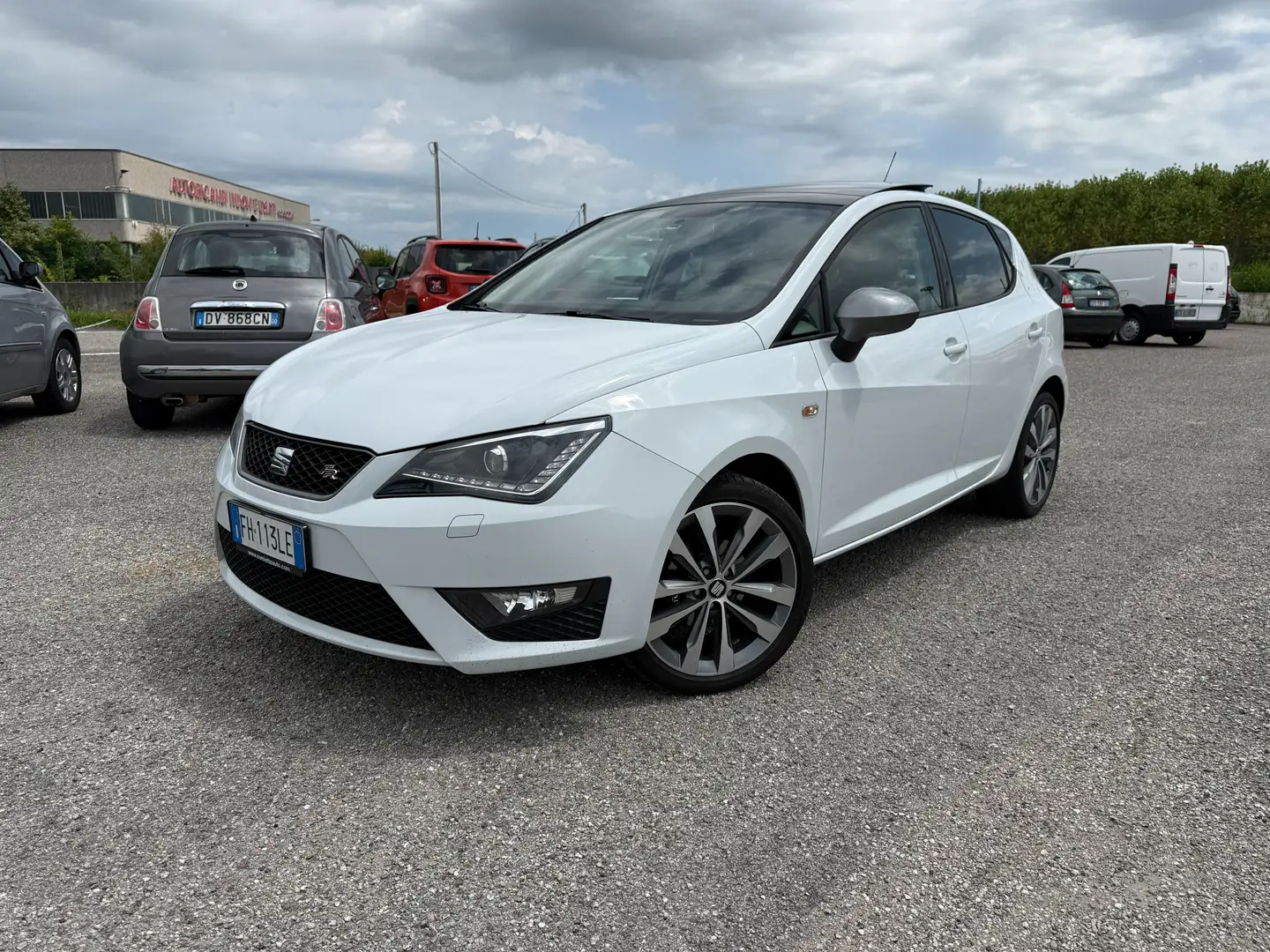 SEAT Ibiza Ibiza 5p 1.4 tdi cr FR 90cv SOLO 98.270!!! Bianco - 1