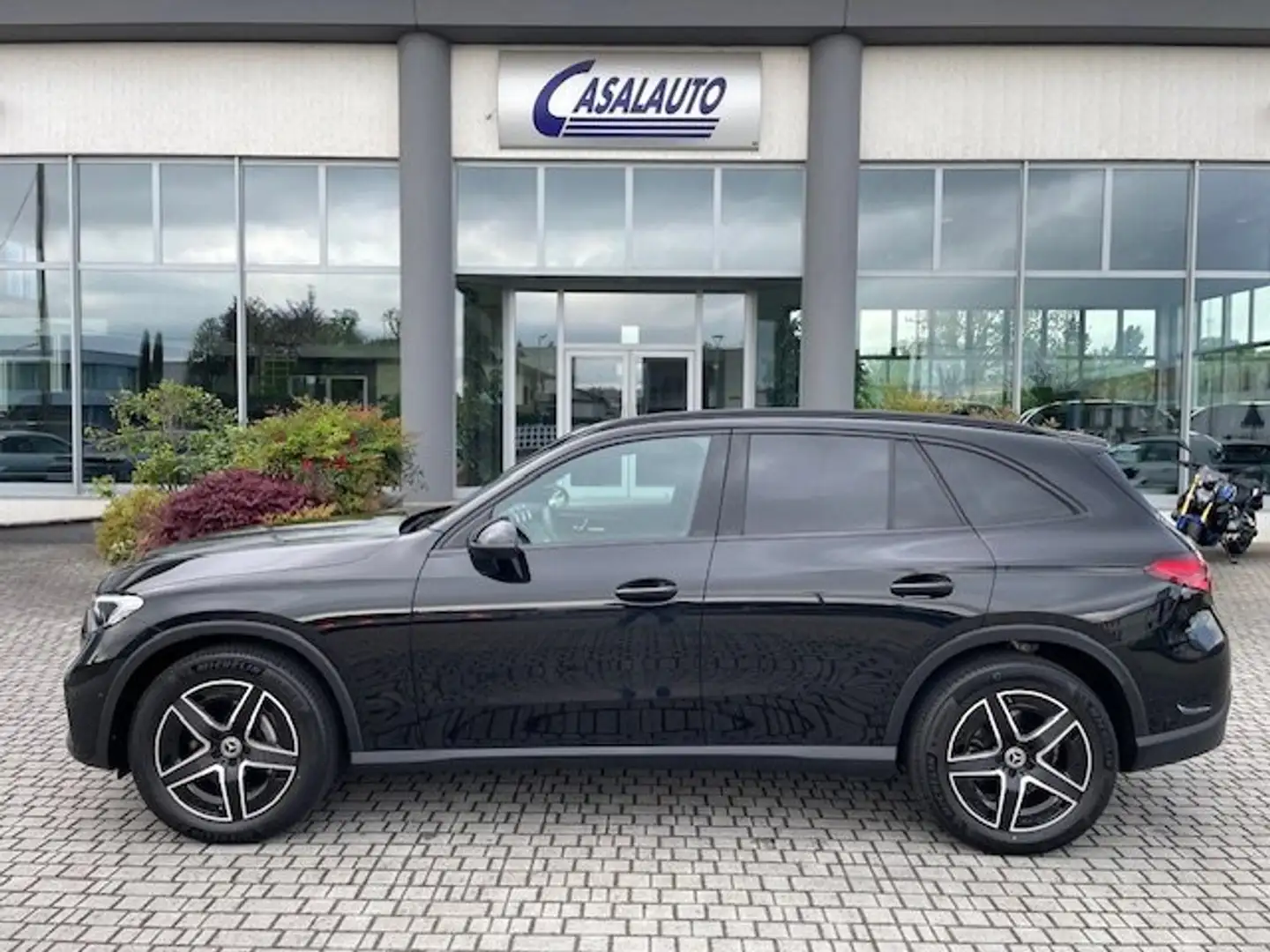 Mercedes-Benz GLC 200 AMG Line Advanced Plus 4matic auto P.NIGHT/GANCIO Noir - 1