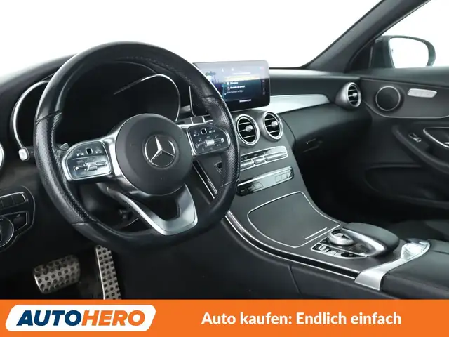 Mercedes-Benz C-Class view 11