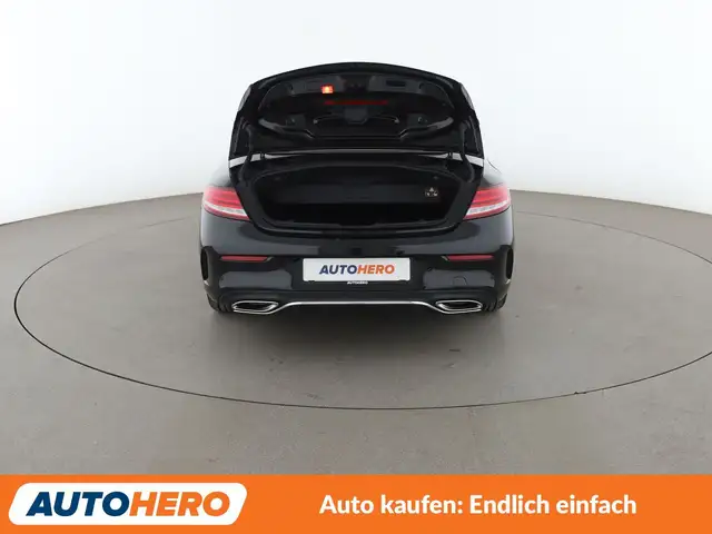 Mercedes-Benz C-Class view 16