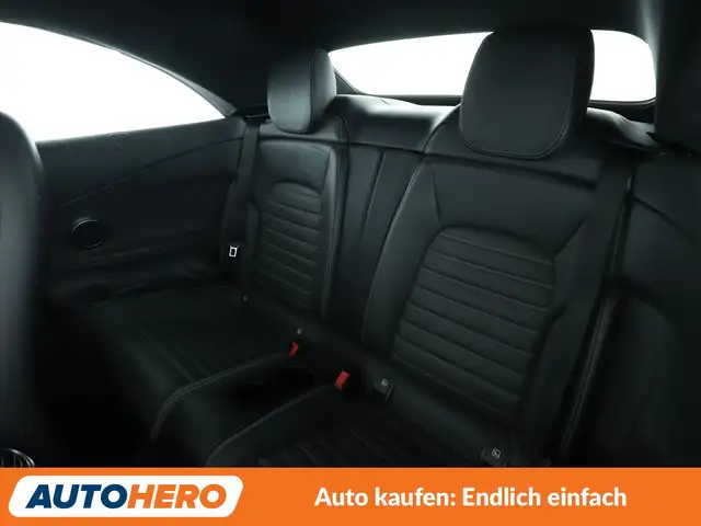 Mercedes-Benz C-Class view 14