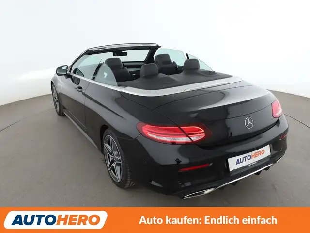 Mercedes-Benz C-Class view 25
