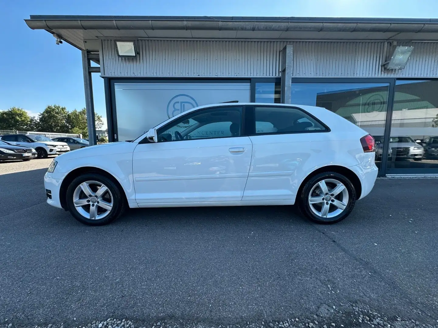Audi A3 1.4 TFSI Attraction*Euro5*2 Hand*Klima*LM* Wit - 2