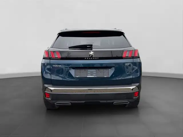 Peugeot 3008 view 4
