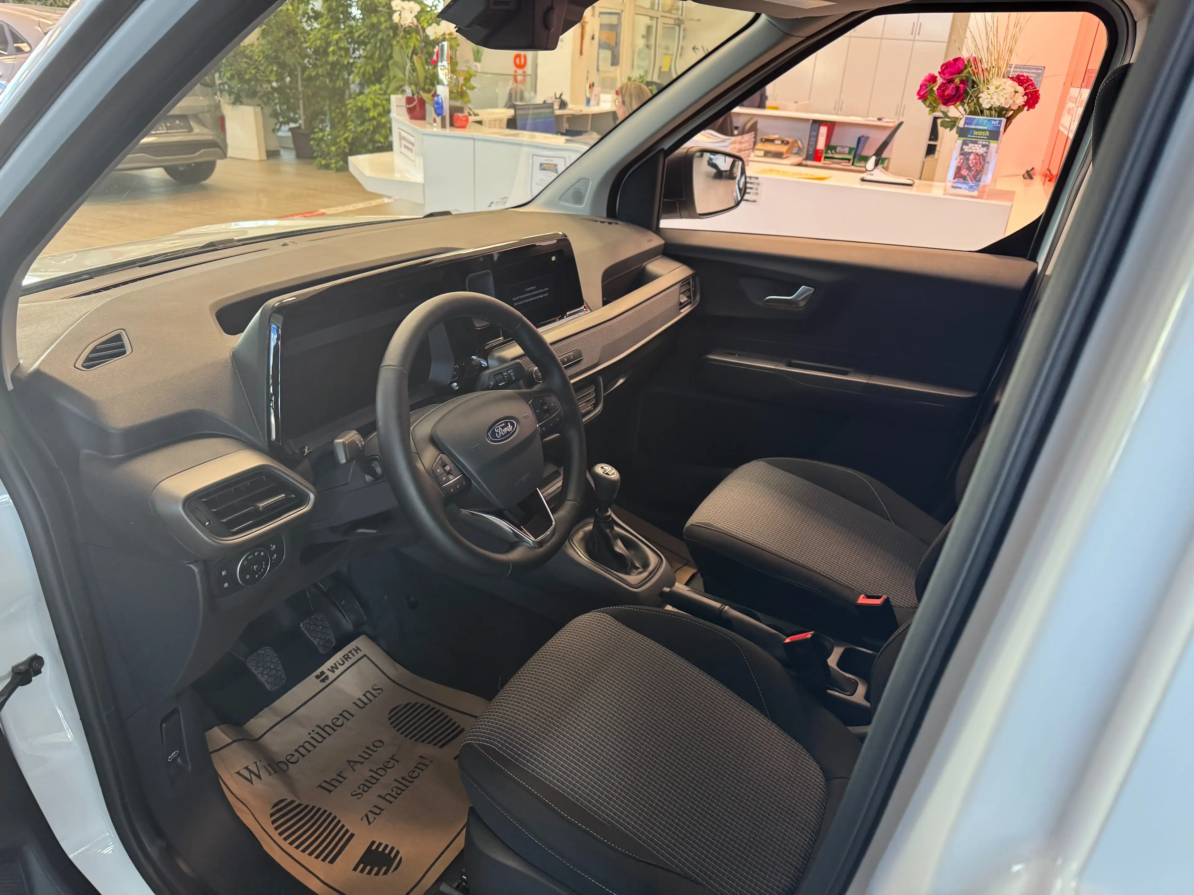 Ford Transit Courier 1.5 Ecoblue Trend — photo 6