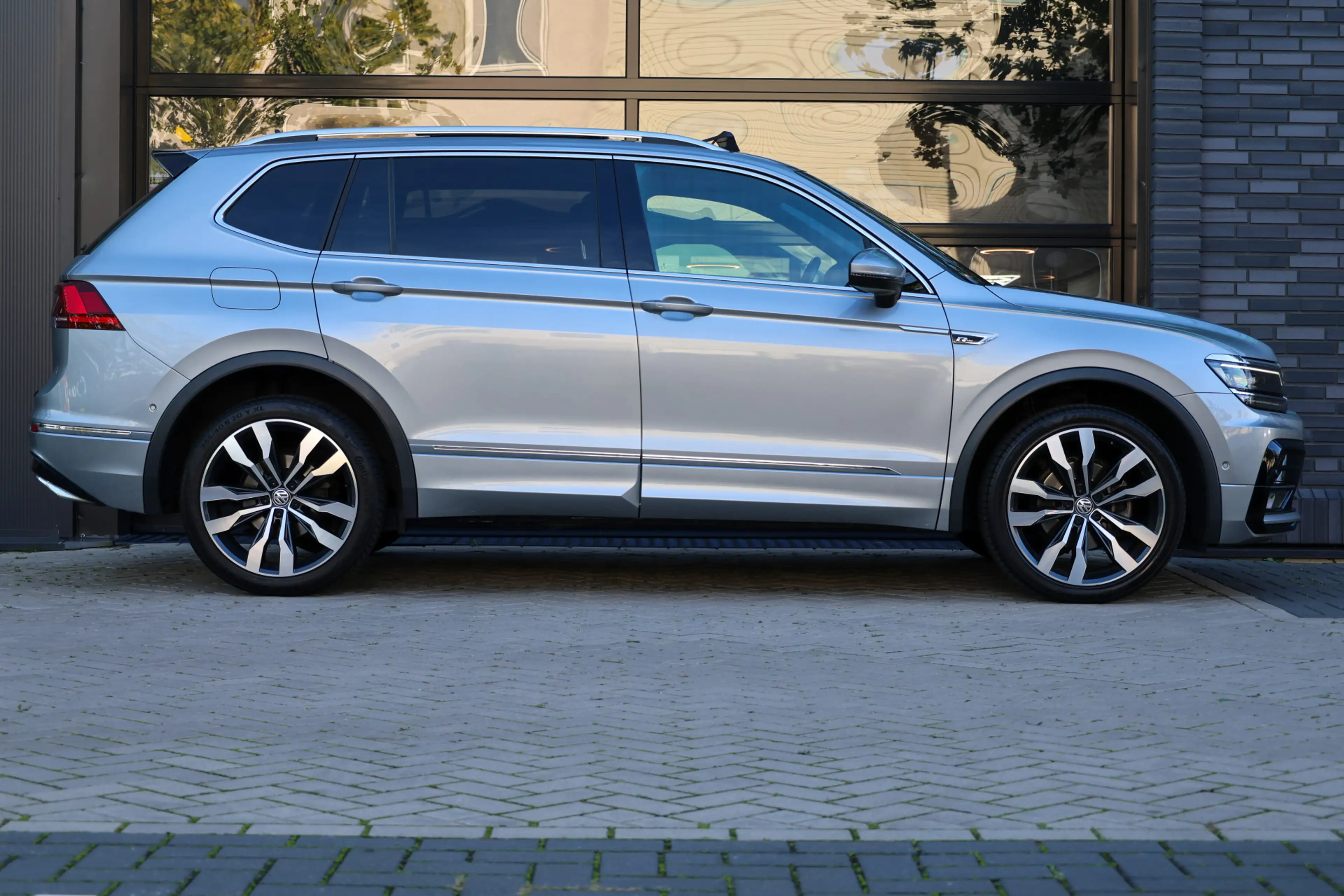 Volkswagen Tiguan Allspace 1.5 TSI Highline Business R 7p. | NAP! | PANO | DY — photo 15