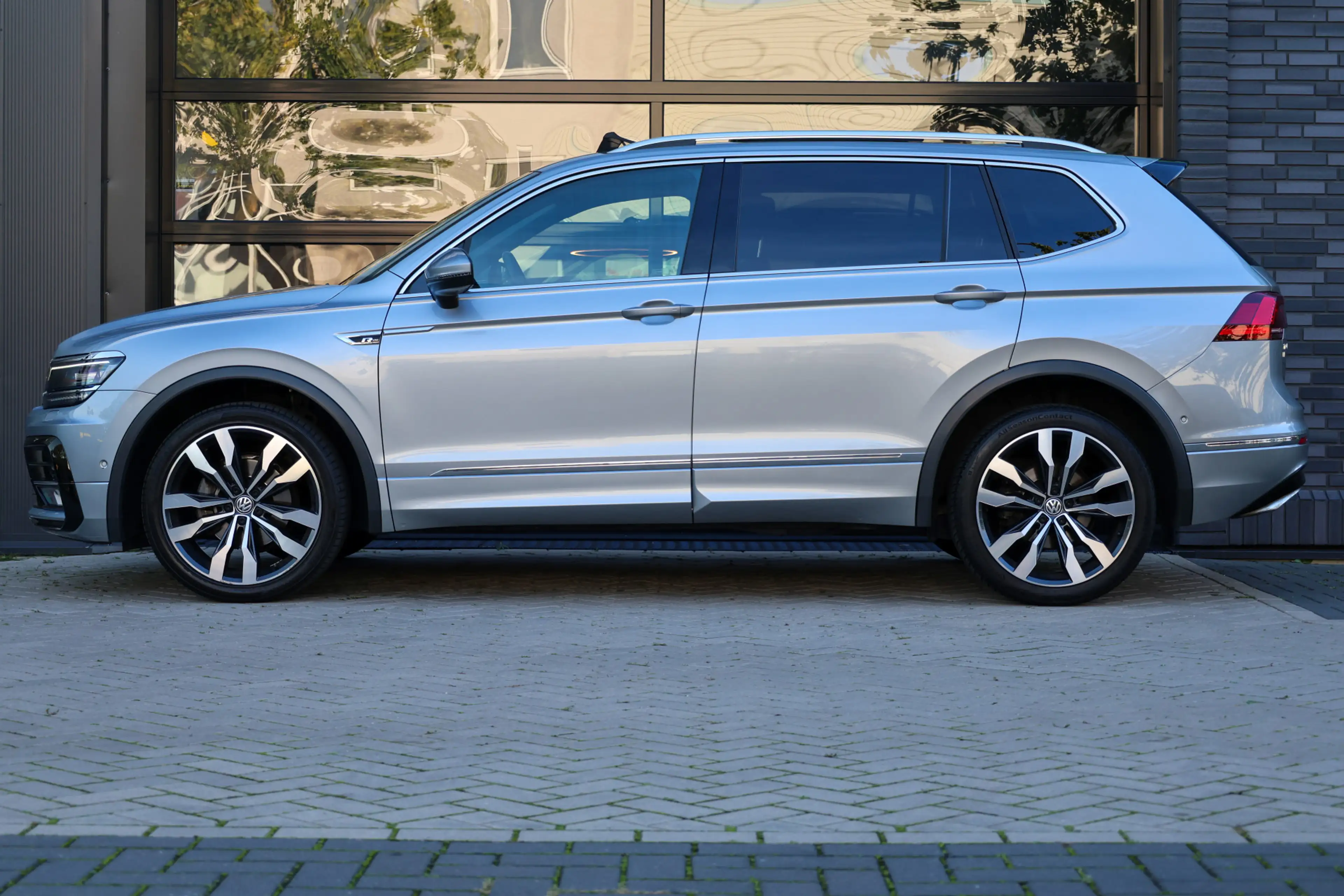 Volkswagen Tiguan Allspace 1.5 TSI Highline Business R 7p. | NAP! | PANO | DY — photo 14