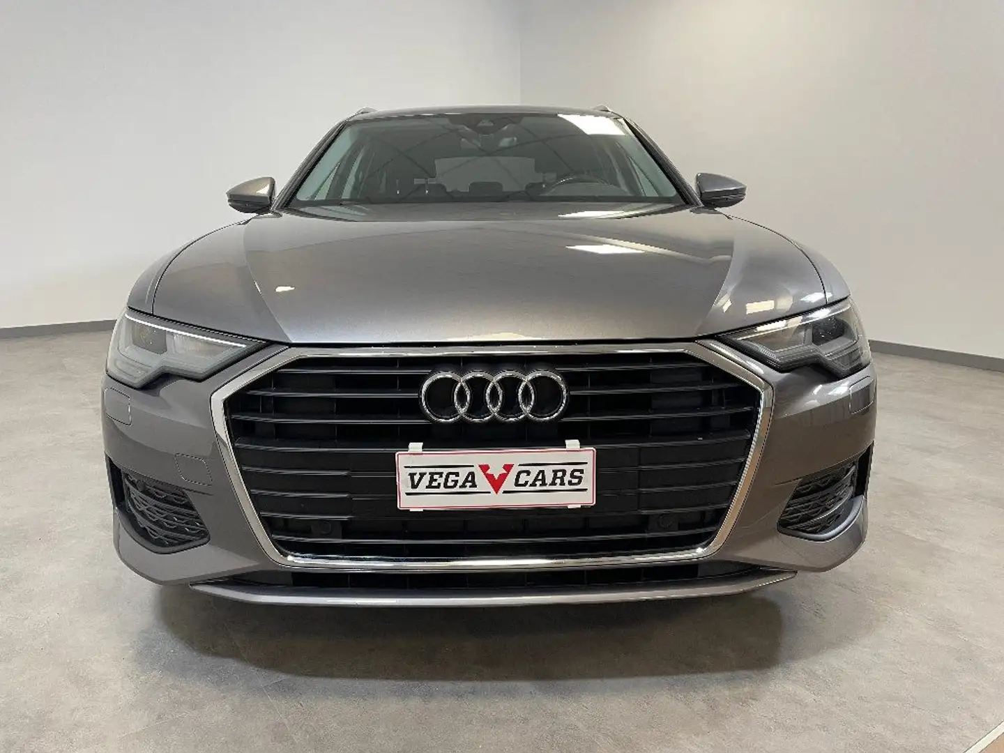 Audi A6 Avant 40 2.0 TDI MHEV S tronic Busins Sport PROMO Grigio - 2