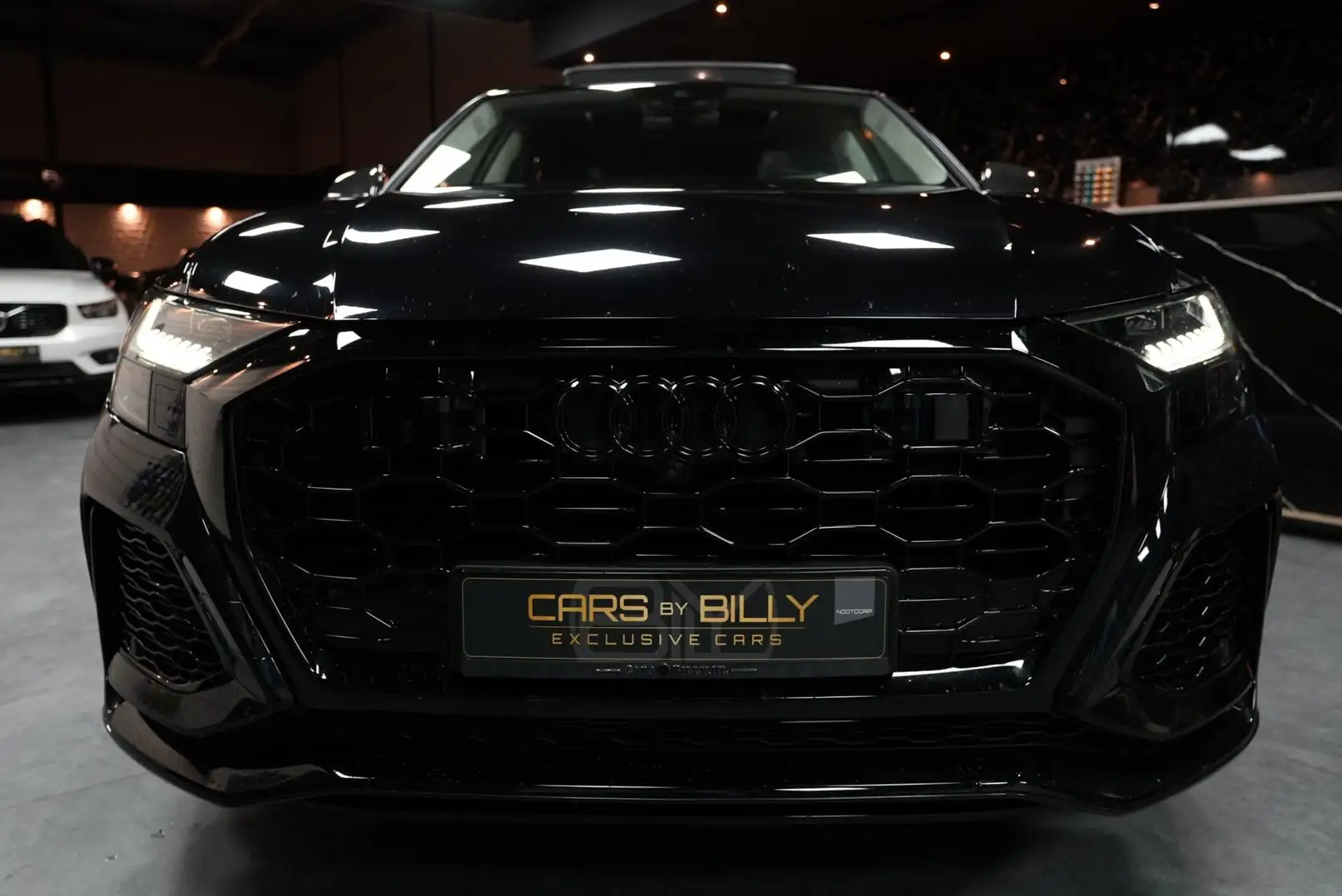 Audi Q8 4.0 TFSI RSQ8 Quattro|Ceramic|B&O|Pano Noir - 2