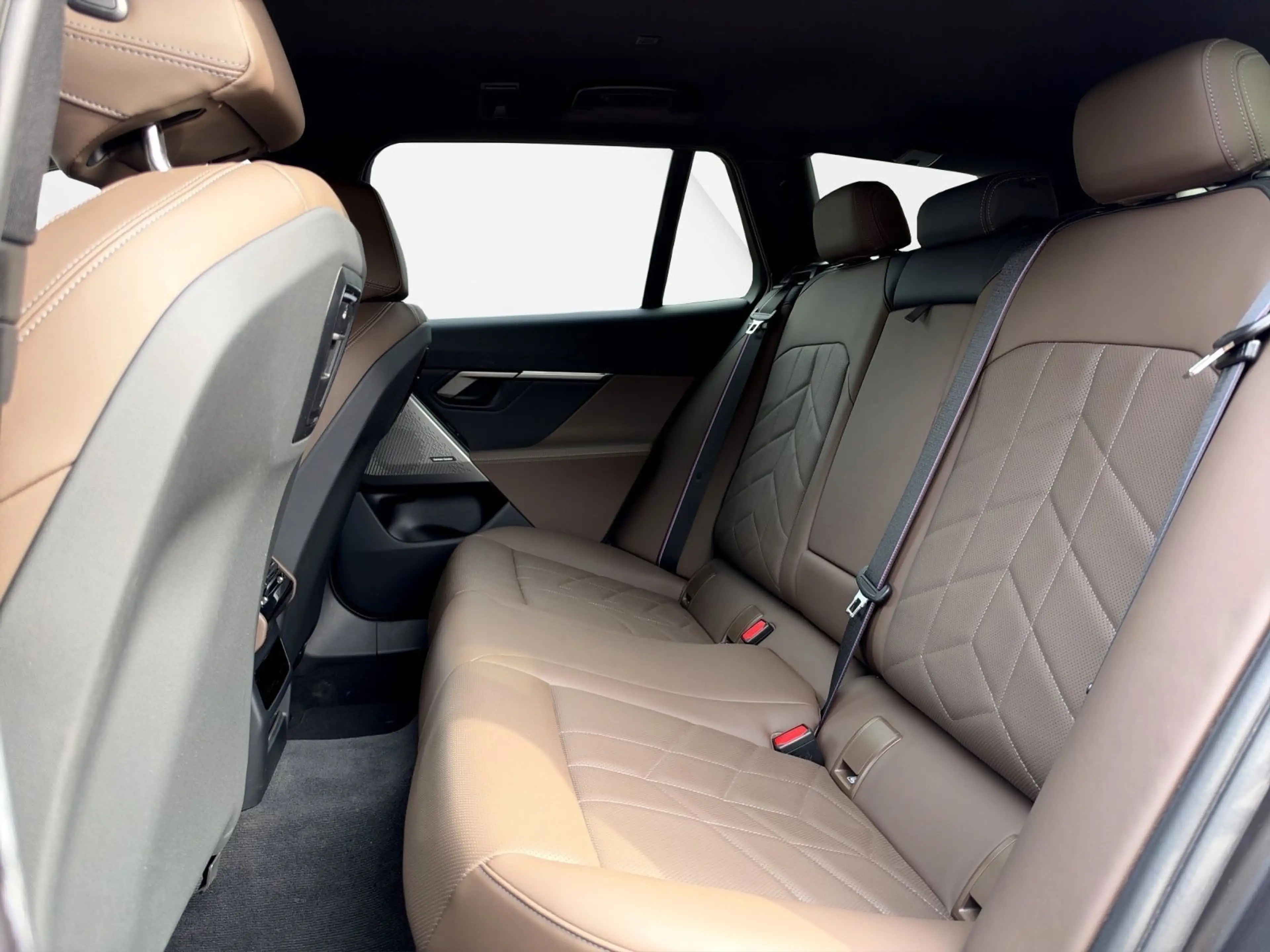 BMW 540 d xDr M Sport PRO *AHK *360*FROZEN*H/K*HUD — photo 14
