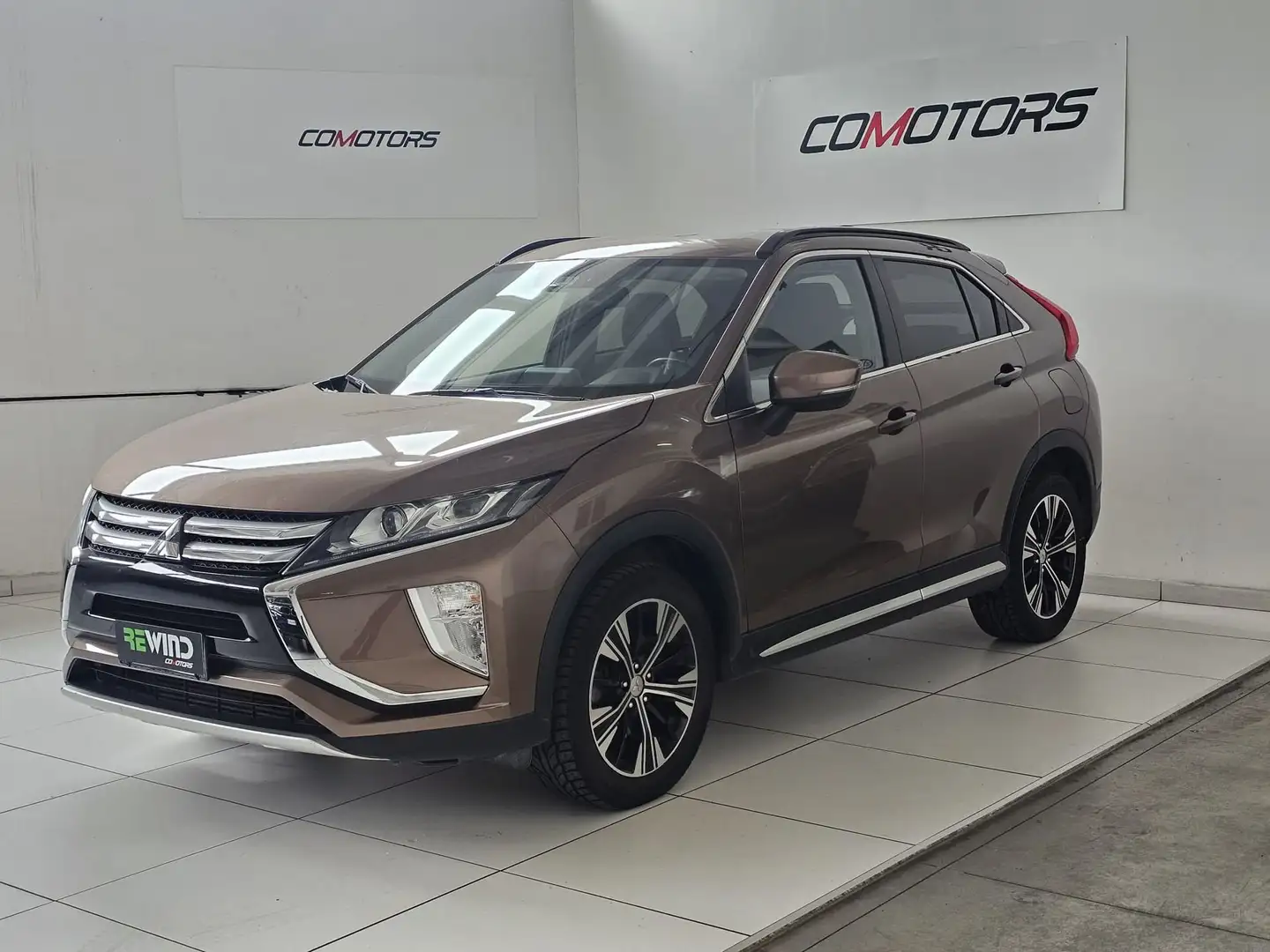 Mitsubishi Eclipse Cross 1.5 turbo 2WD Intense SDA Oro - 1