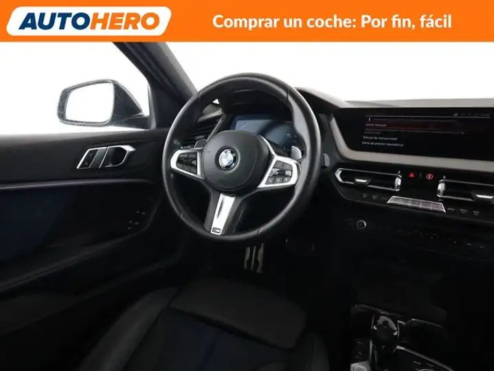 BMW Serie 1 2020, foto 14