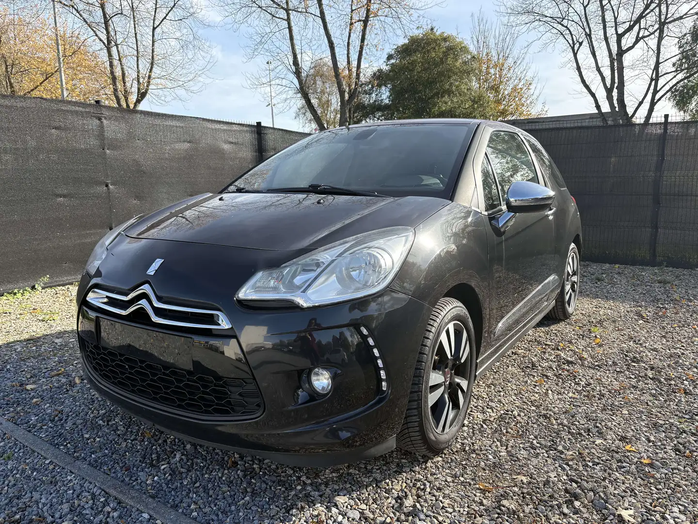 Citroen DS3 DS3 1.6 HDi  1e PROP-CLIM-EUR5 Noir - 1